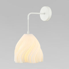 Настенный светильник с акриловым плафоном 40075/1