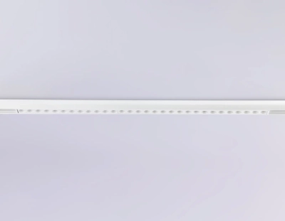 Светильник светодиодный трековый для шинопровода Magnetic GL4031 WH белый IP20 30W 4200K 48V 24° 550*22*45