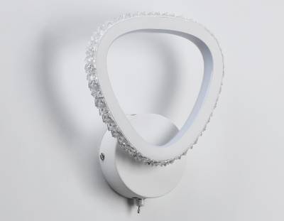 Настенный светодиодный светильник с выключателем на корпусе FA9557 WH белый 20W 6400K/3000K 220*250*70