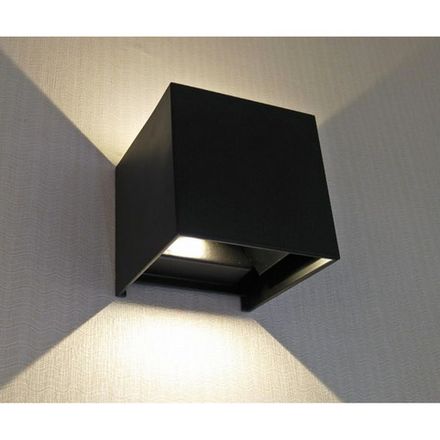 08585,19(3000K) Светильник Куб черный w10*10 h10 Led 6W (3000K) IP65