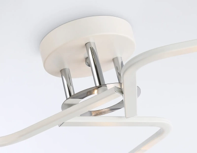 Светильник потолочный TR303217/3 WH/CH/SM белый/хром/дымчатый E27*3 max 60W D540*250