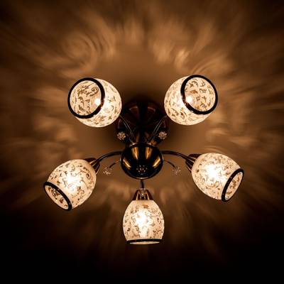 Люстра с плафонами с узором 30026/5 античная бронза