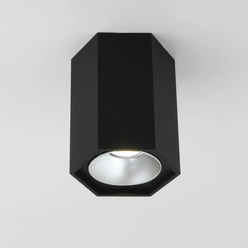 Накладной светодиодный светильник 7W 4200K черный матовый/серебро 25036/LED Накладной светодиодный светильник 7W 4200K черный матовый/серебро 25036/LED