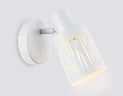 Светильник накладной TR8663 WH белый E14 max 60W 180*100*150