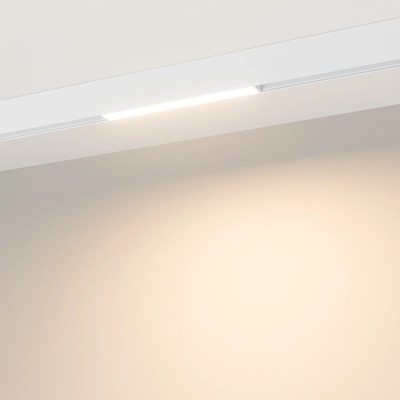 Светильник MAG-ORIENT-FLAT-L235-8W Warm3000 (WH, 80 deg, 48V) (Arlight, IP20 Металл, 5 лет)