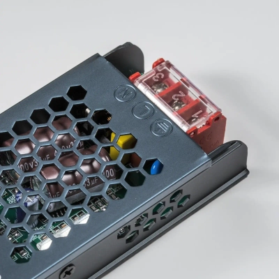 200CORDA10 Тросовая система CORDA 10м и блок питания на 200W (max мощность ленты 18.6W/метр) (418010+418990+424200)