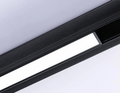 Светильник светодиодный трековый для шинопровода Magnetic GL4013 BK черный IP20 36W 4200K 48V 900*22*45