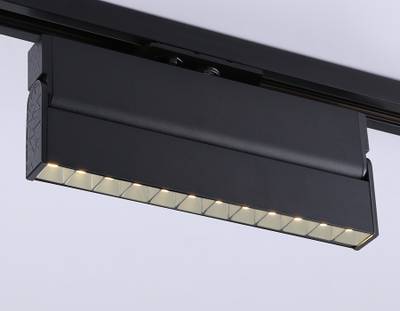 Светильник светодиодный трековый GL6817 BK черный LED 12W 3000K 24° 230*22*87