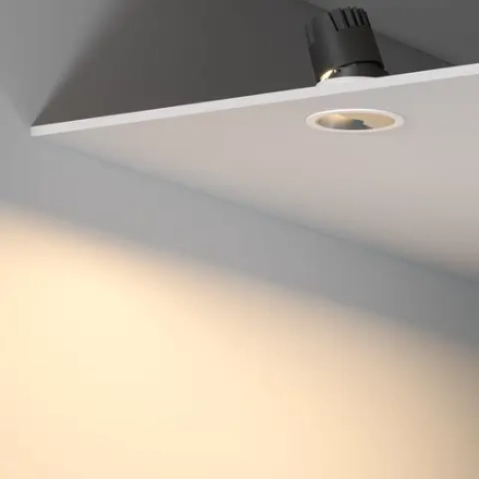 Потолочный светодиодный светильник Inline 10W 3000K белый/хром 25090/LED