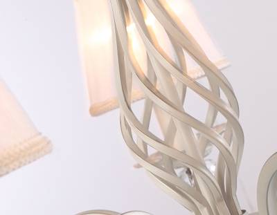 Подвесная люстра с абажурами и хрусталем TR4547/5 WH/SL белый/серебро E14/5 max 40W D565*500