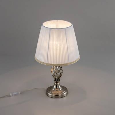 Citilux Вена CL402811 Настольная лампа с абажуром Хром