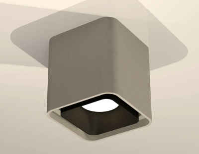 Комплект накладного светильника XS7842002 SGR/SBK серый песок/черный песок MR16 GU5.3 (C7842, N7702)