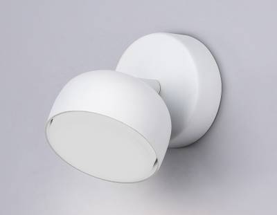 Светильник накладной TN71007 WH белый GX53 max 12W D80*90