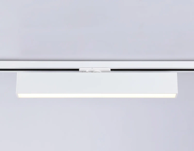Светильник светодиодный трековый GL6769 WH белый LED 24W 3000K 600*22*48