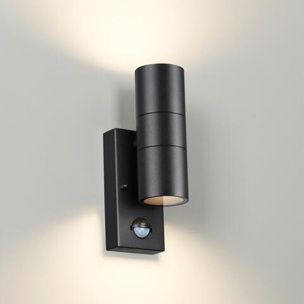4389/2W HIGHTECH ODL23 731 черный/металл/пвх стойкий к УФ излучению Настенный светильник с датчиком движения IP44 LED GU10 14W MOTTO