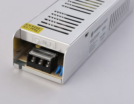 Блок питания для светодиодной ленты с EMC 24V 150W 6.3A IP20 185-260V 200*58*40 GS8683