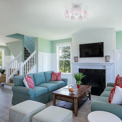 Люстра с абажурами в классическом стиле 303/8