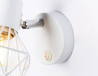 Накладной светильник с выключателем TR8626 WH/CH белый/хром E27 max 40W 115*91*150