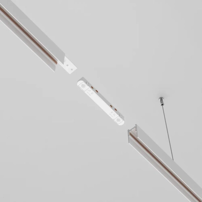 Коннектор питания прямой Exility белый, TRA034PC-42W. TM Maytoni