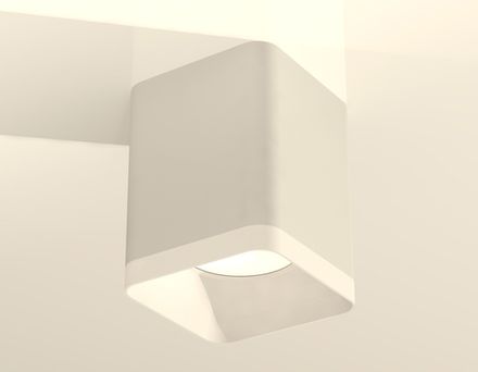 Комплект накладного светильника с акрилом XS7812021 SWH/FR белый песок/белый матовый MR16 GU5.3 (C7812, N7755)