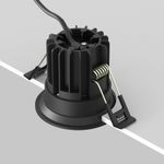 Встраиваемый светильник Round 2700K 7Вт 60°, DL058-7W2.7K-B. TM Maytoni