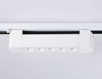 Светильник светодиодный трековый однофазный GL6700 WH белый IP20 10W 4200K 24° 192*35*57