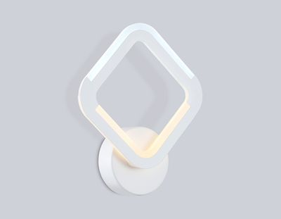 Светильник светодиодный настенный FA8951 WH белый 10W 3000-6000K 245*205*50