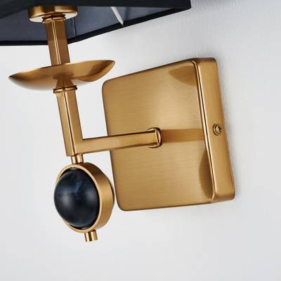 Настенный светильник Diva 2822-1W. ТМ Favourite