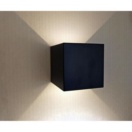 08585,19(3000K) Светильник Куб черный w10*10 h10 Led 6W (3000K) IP65