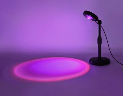 Атмосферная светодиодная настольная лампа с пультом DE8385 BK черный LED RGB 3W (ПДУ RGB)