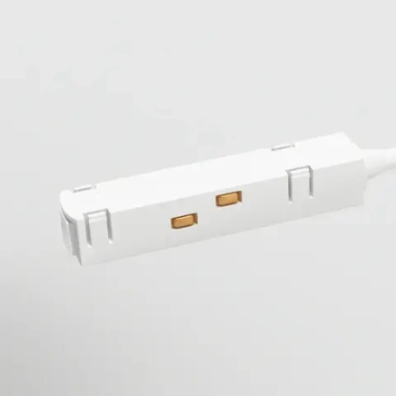 Коннектор питания угловой S35 белый, TRA004CPC-22W. TM Maytoni