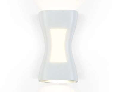 Светильник уличный светодиодный настенный ST4527 WH белый LED 4200K/3000K 6W IP54 150*80*55