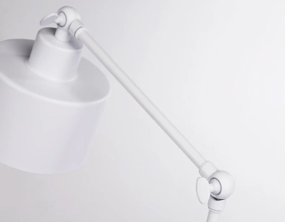 Настольная лампа в стиле лофт TR8152 WH белый E27 max 40W