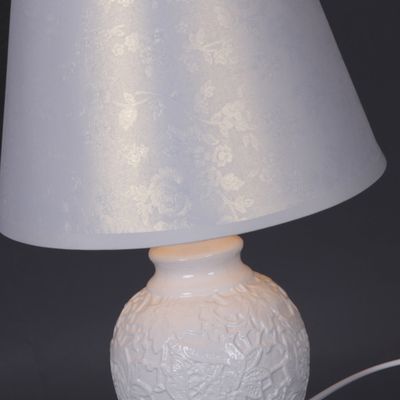 01322-0.7-01 светильник настольный