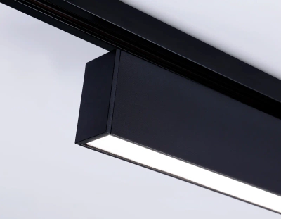 Светильник светодиодный трековый GL6777 BK черный LED 24W 4200K 600*22*48