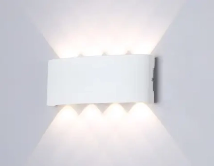 Светильник светодиодный уличный настенный архитектурный ST4461/8 WH белый IP65 LED 4200K 8W 210*80*46