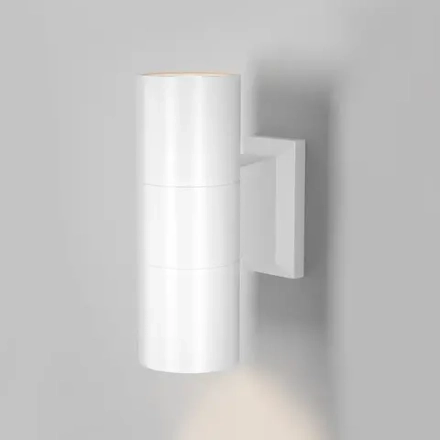 Уличный настенный светильник (бра) Бауэри / Bowery GU10х2 50Вт IP54, O574WL-02W. TM Maytoni
