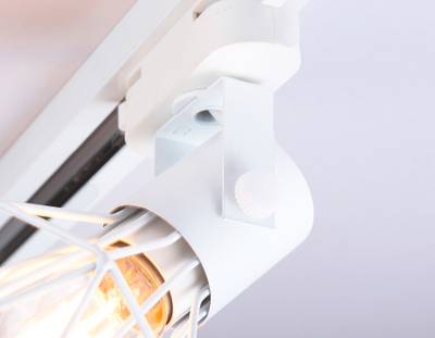 Светильник трековый GL5001 WH белый E27 max 40W D92*163