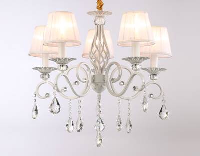 Подвесная люстра с абажурами и хрусталем TR4547/5 WH/SL белый/серебро E14/5 max 40W D565*500