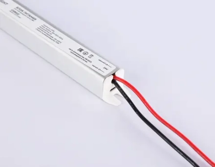 Блок питания ультратонкий для светодиодной ленты 24V 24W 1A IP20 185-260V 172*18*18 GS8622