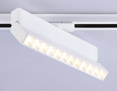 Светильник светодиодный трековый GL6815 WH белый LED 12W 3000K 24° 230*22*87