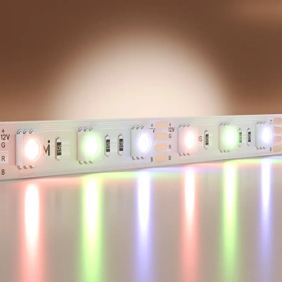 Светодиодная лента Базовая 12В 5050 14,4Вт/м Цветная (RGB) 5м IP20 201195. TM Maytoni