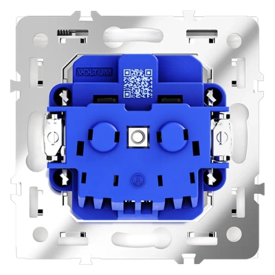 VLS040301 Розетка встраиваемая VOLTUM S70 с заземлением, защитными шторками и крышкой 16А, (белый глянцевый). (ТМ Maytoni)