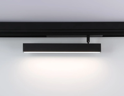 Светильник светодиодный диммируемый для шинопровода Magnetic 220V GL1332 BK черный IP20 18W 3000K-6400K 120° 342*25*112 (Без ПДУ)