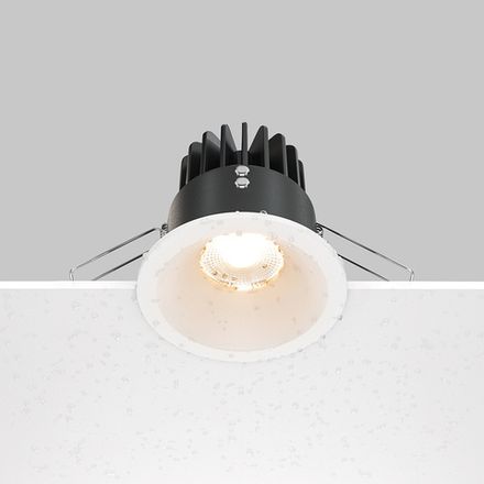Встраиваемый светильник Zoom 2700K 12Вт 60° IP 65, DL034-01-12W2.7K-W. TM Maytoni