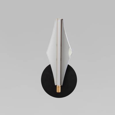 Настенный светодиодный светильник со стеклянным плафоном 303054 LED латунь