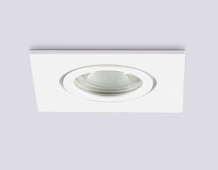 Светильник встраиваемый IP44 с высокой степенью пылевлагозащиты TN1160 WH белый IP44 GU5.3 85*85*28