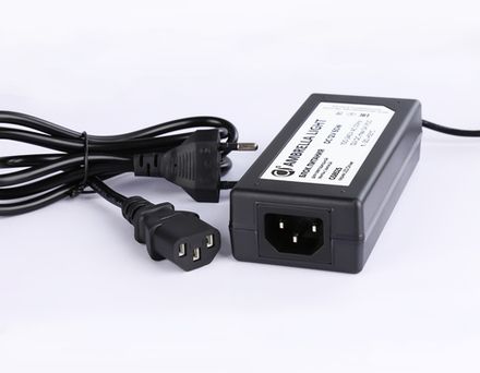 Блок питания для светодиодной ленты с вилкой 12V 60W 5A IP20 100-240V 130*58*35 GS8525