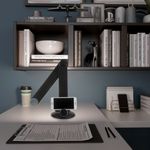 Настольный светодиодный светильник с сенсорным управлением и индукционной зарядкой 80428/1 черный