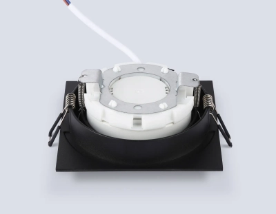 Светильник встраиваемый TN6609 BK черный IP44 GX53 max 15W 110*110*23